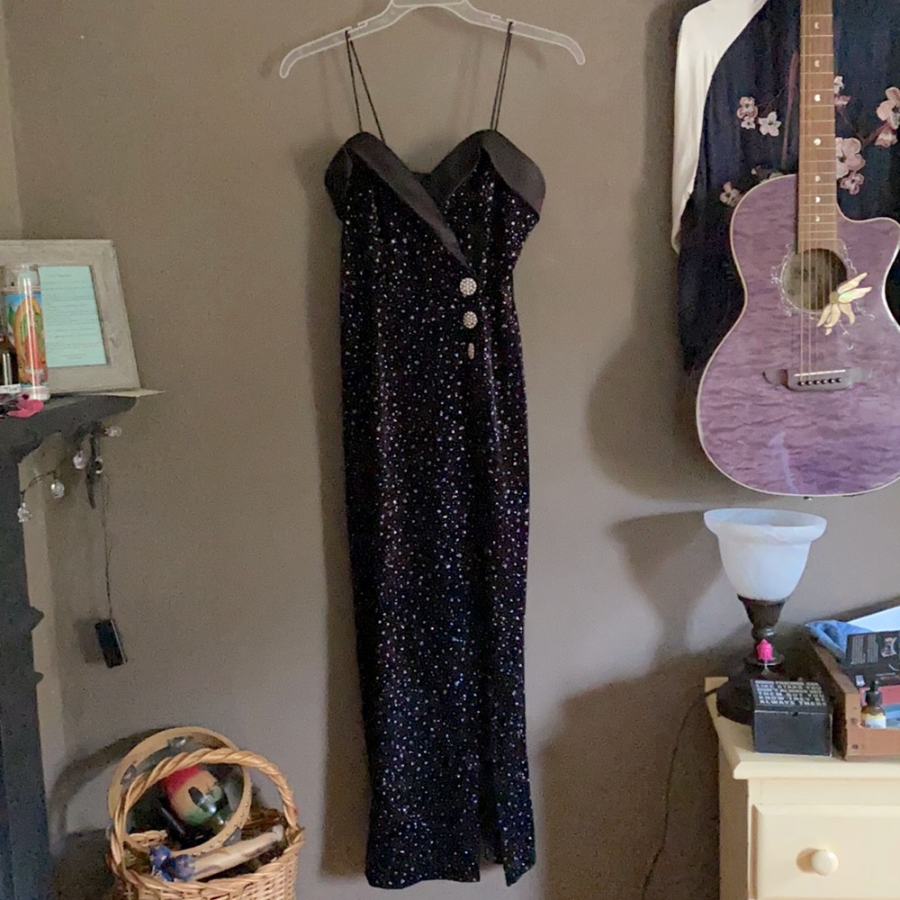 Stretchy formal sequen dress